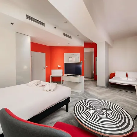Отель Ibis Styles Centrum 3*