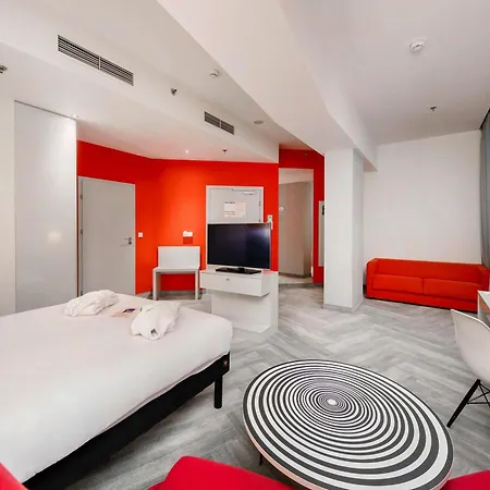 Ibis Styles Centrum Отель